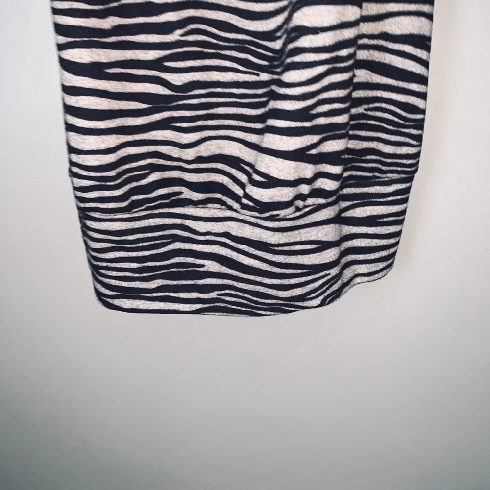 TWENTYONE animal print sleeveless top - Picture 5 of 11